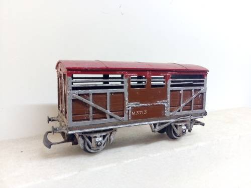 HO/OO SCALE TRI-ANG CATTLE WAGON