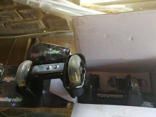 Massive Lot: 295 Flashing Heely Skates