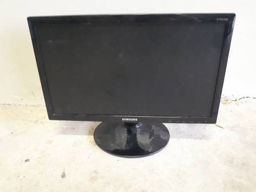 Samsung 19inch LED screen