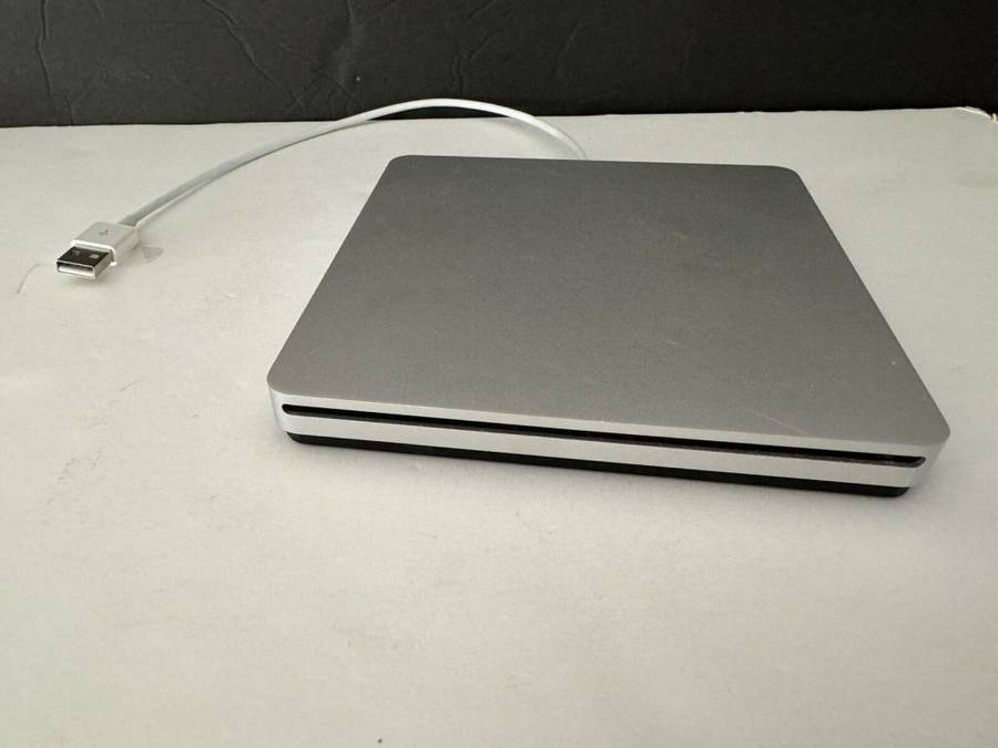 Genuine Apple USB SuperDrive A1379 External CD / DVD Player TESTED Works Silver