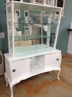 **WHITE DISPLAY CABINET**