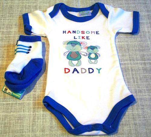 Baby body vest and baby socks (New born)