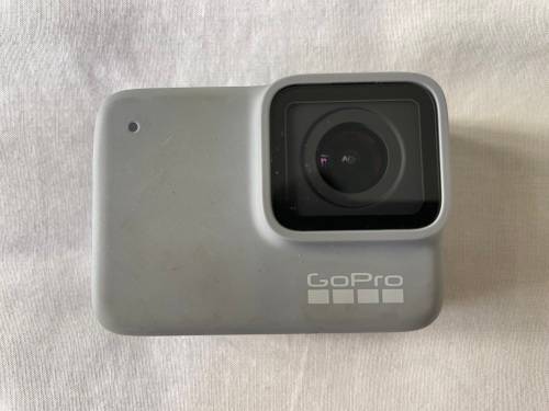 GoPro Hero 7 White 64GB SD + Accessories