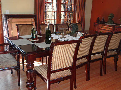 12-seater diningroom suite