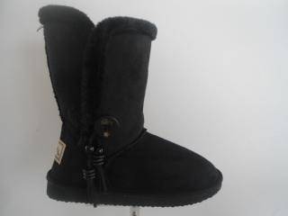 WARM WINTER UGG- size 7