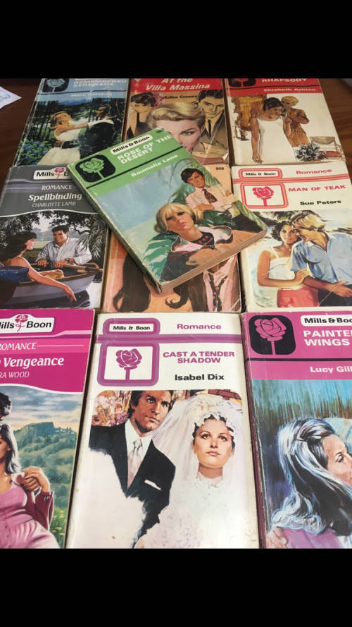 10 x Vintage Mills & Boon Books