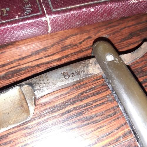 Vintage Straight Razor - Genuine Bengall Razor - Made in Sheffield England