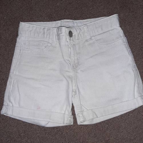 Gap white Short - Age 10