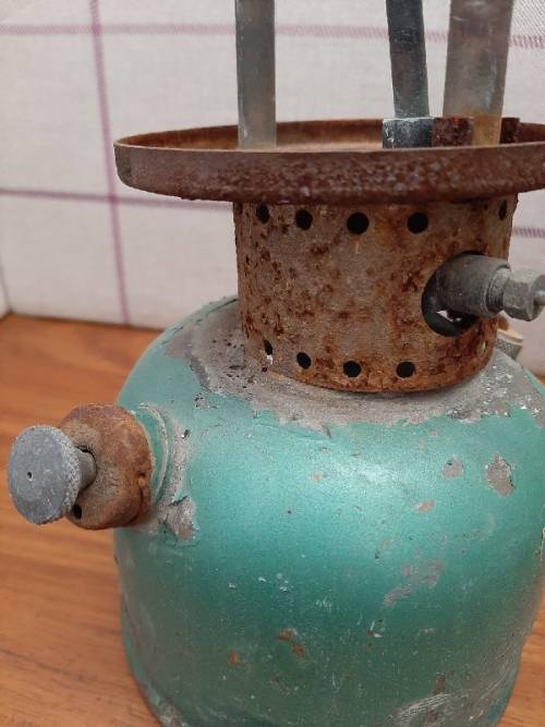 Coleman for parts or restoration - see pictures