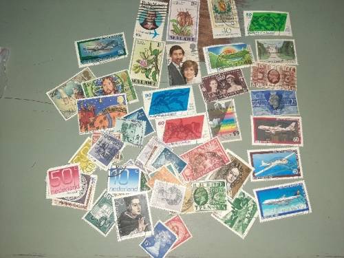65 x International Stamps - See pictures