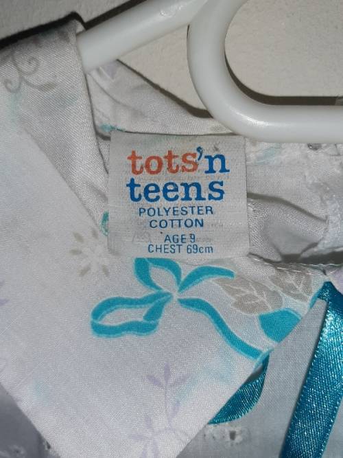 Beautiful Vintage Girls Dress - Age 9 Years