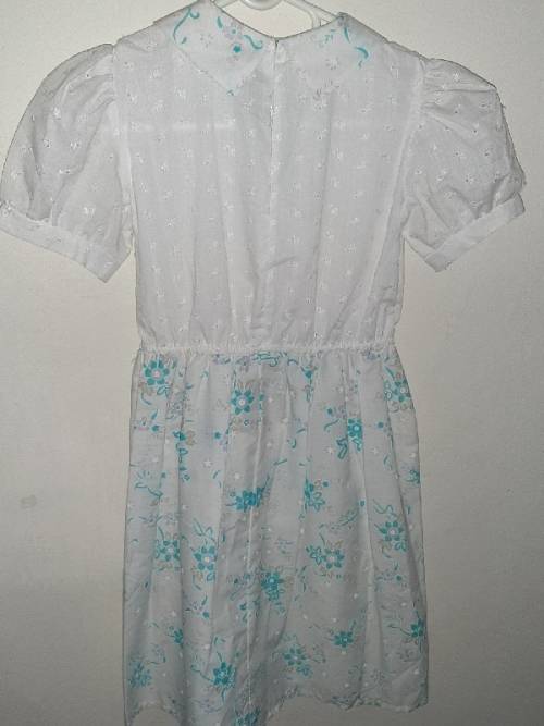 Beautiful Vintage Girls Dress - Age 9 Years