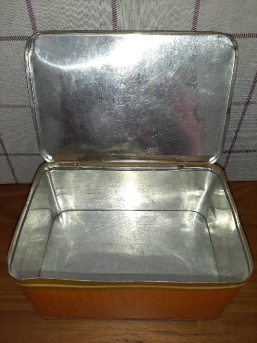 Vintage Prestige Confections Tin - 21cm x 14cm x 10cm