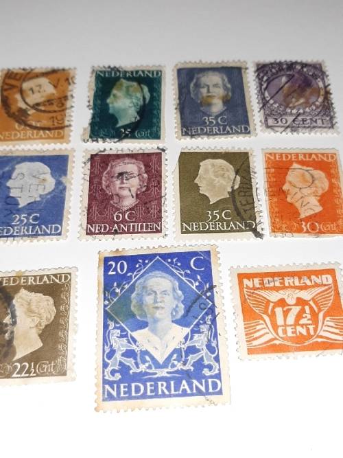 11 x Nederland Stamps