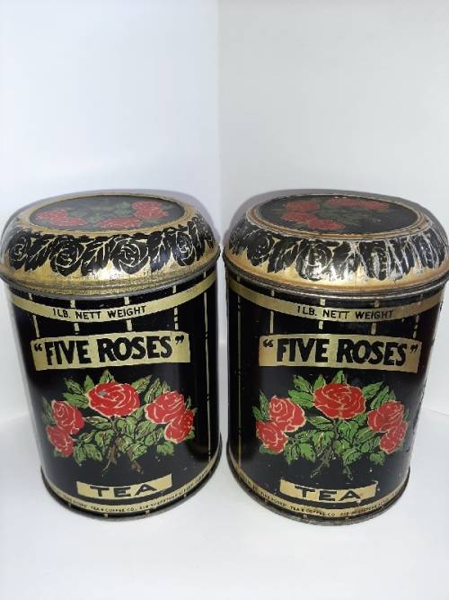 2 x Vintage 1LB Five Roses Tea Tins