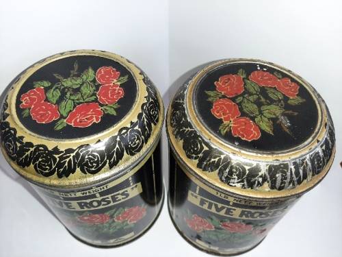 2 x Vintage 1LB Five Roses Tea Tins