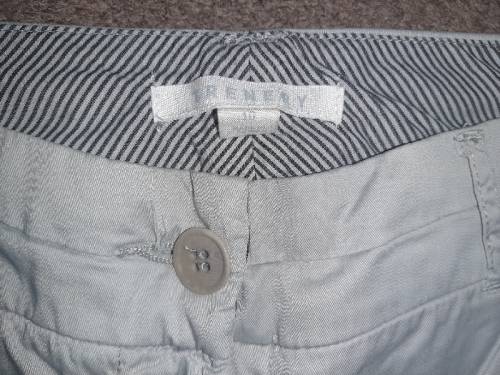 Beautiful Trenery Shorts - Size 10