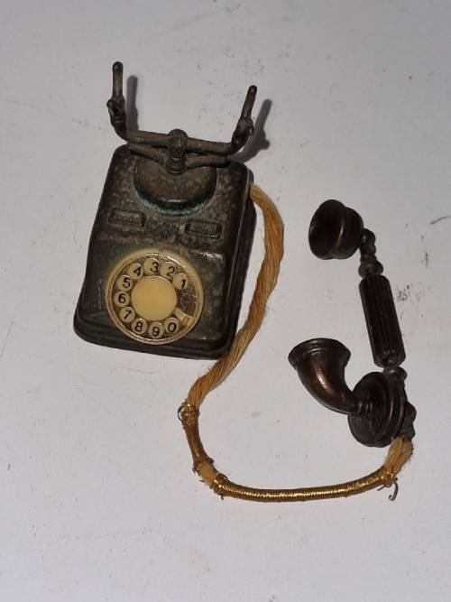 Vintage Durham Industries Miniature Telephone - Item no.5404