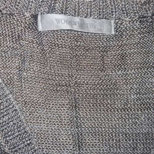 Beautiful Silver Woolworths Knitwear - Size M