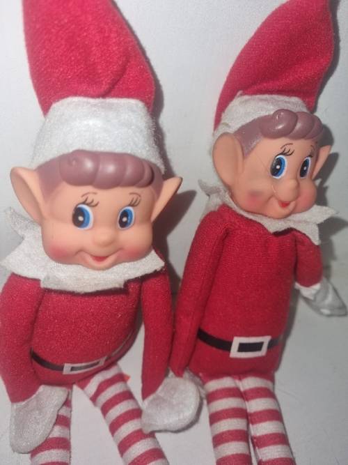 2 x Elves Behavin Badly