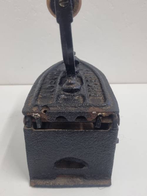 Phoenix Foundry Ltd Johannesburg - Antique Coal Iron - See pictures for condition