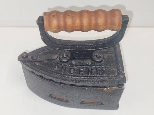 Phoenix Foundry Ltd Johannesburg - Antique Coal Iron - See pictures for condition