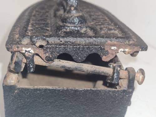 Phoenix Foundry Ltd Johannesburg - Antique Coal Iron - See pictures for condition