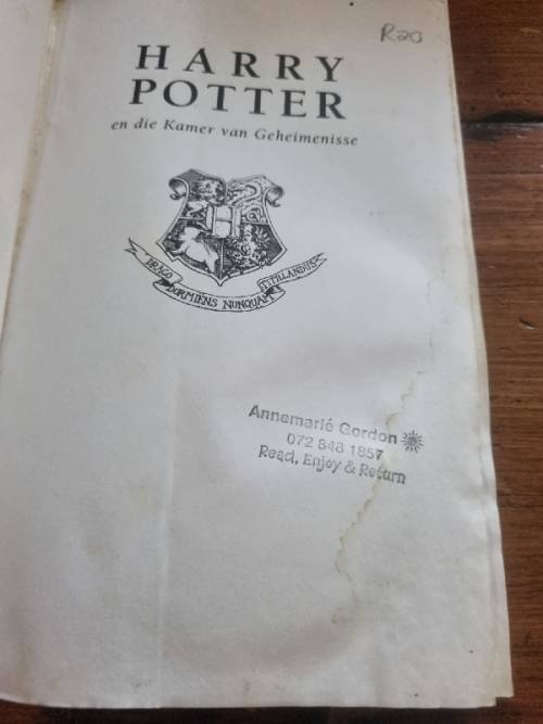 Harry Potter en die Kamer van Gehiemenisse - J.K. Rowling