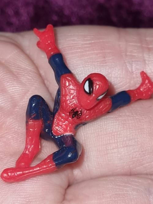 Very small Spiderman figurine - 4cm