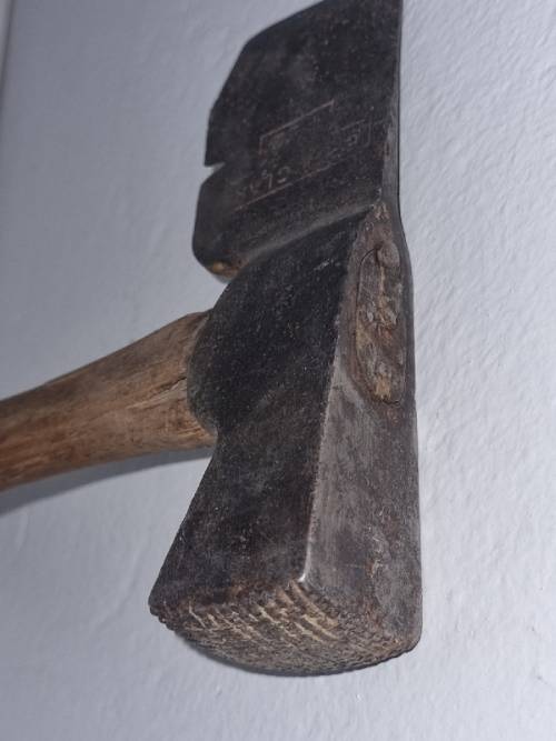 Very old tool / Vintage Hatchet - Length - 23cm