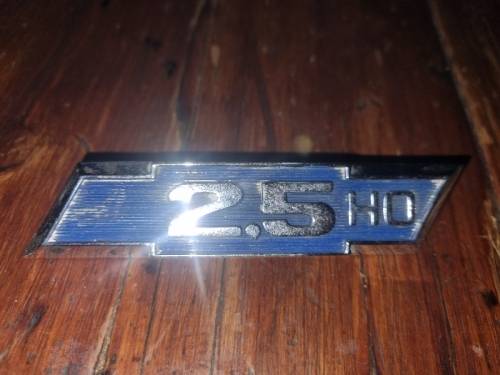 Vintage Metal Chevrolet Car Badge - 11cm x 2.5cm