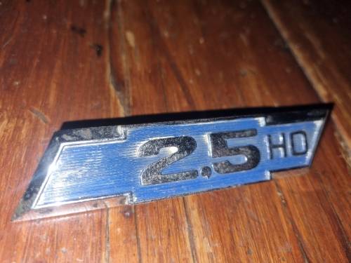 Vintage Metal Chevrolet Car Badge - 11cm x 2.5cm