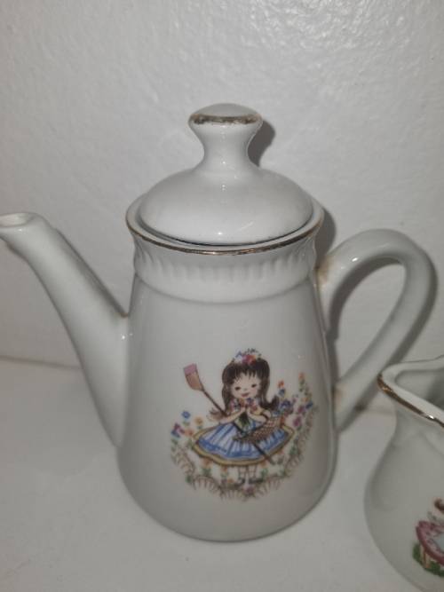 Vintage Child size Tea set - Play Tea Set