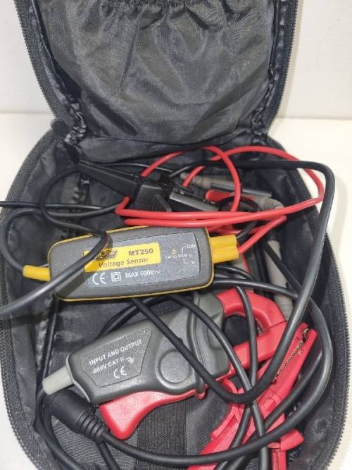 Major Tech MT250 AC Voltage / Current Data Logger