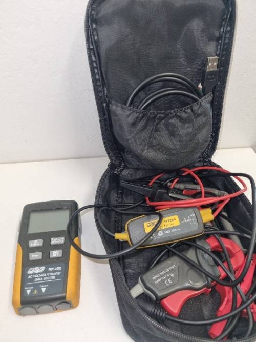 Major Tech MT250 AC Voltage / Current Data Logger