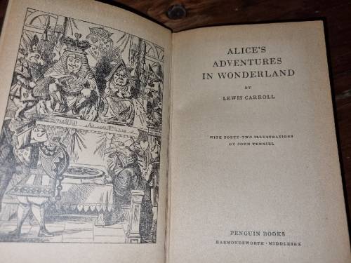 Alice`s Adventures in Wonderland - Lewis Carroll - 1952