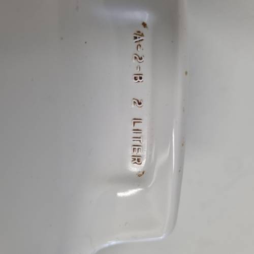 Corningware 2L dish with lid - Corning Ware