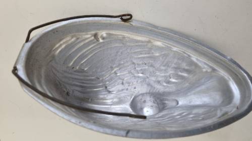 Vintage Duck Shaped Jelly Mould - England - 20cm x 12cm x 10cm