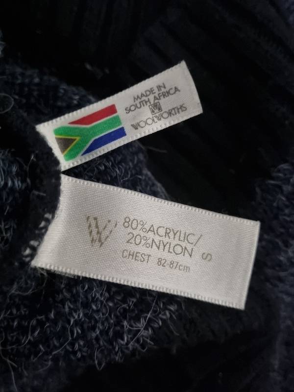 Woolworths knitted pullover - Size S