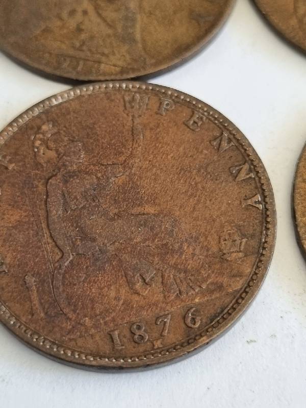 20 x Half penny coins - Great Brittian