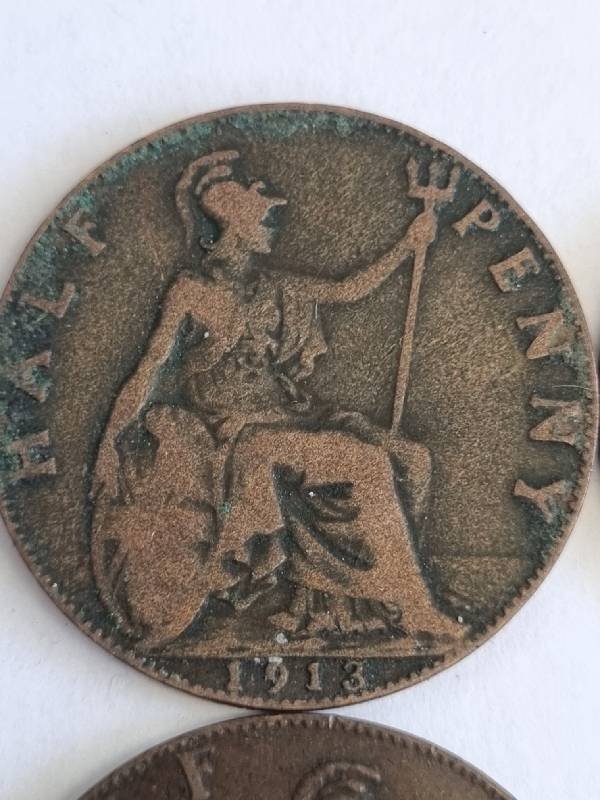 20 x Half penny coins - Great Brittian