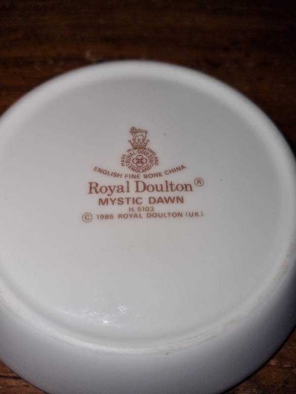 Royal Doulton Mystic Dawn Pin - Dish Diameter - 9cm