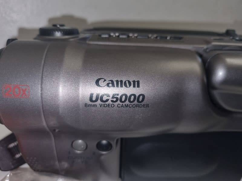 Canon UC5000 8mm Video Camcorder