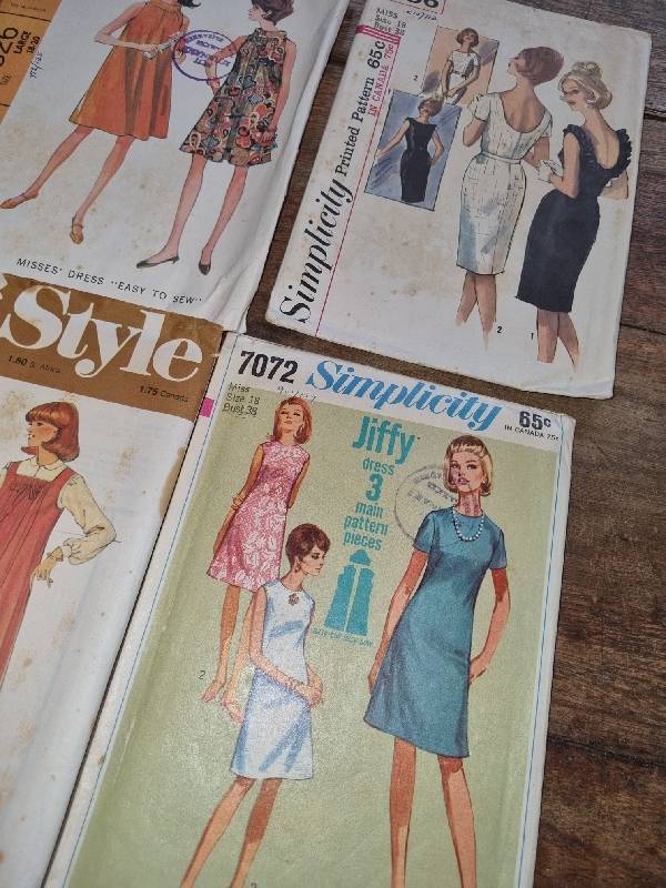 6 x Vintage Ladies Dress Patterns