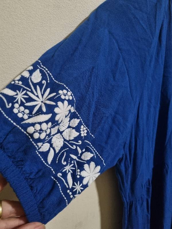 Long Blue dress with detailed Sleeves - Size L