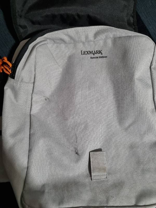 Reebok shoulder cross over bag with lots of storage space