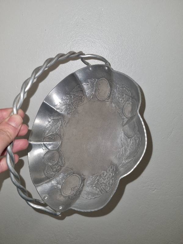 Everlast Forged Aluminum Fruit Bowl