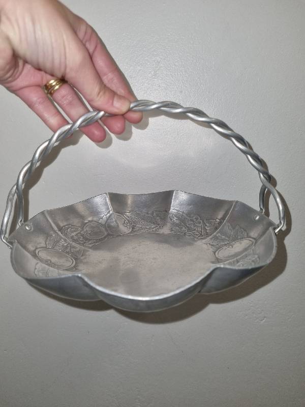 Everlast Forged Aluminum Fruit Bowl
