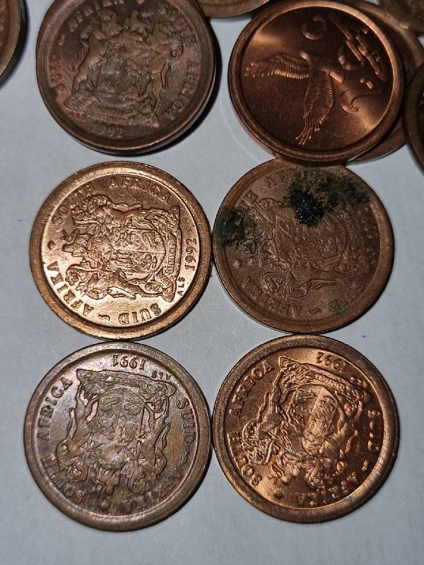 100 x 2c coins