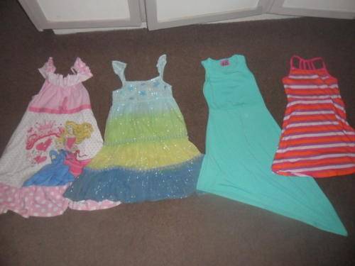 4 x Girls Dresses - Size 7 - 8